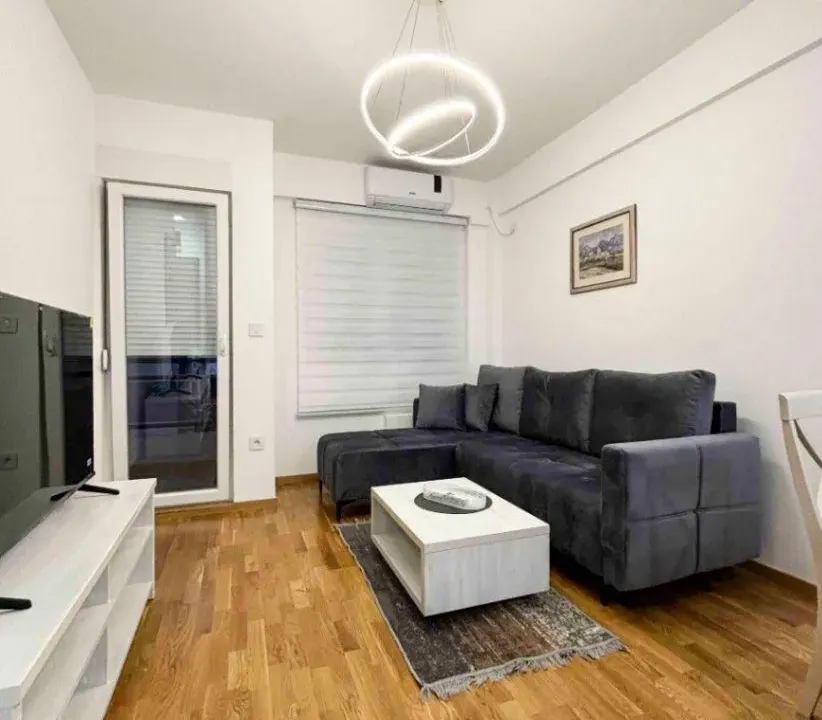 Izdavanje, jednosoban stan, 40m², Zabjelo, Podgorica
