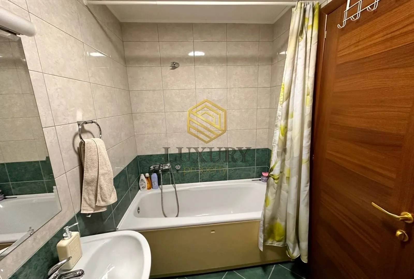 Prodaja, dvosoban stan, 92m², City Kvart, Podgorica