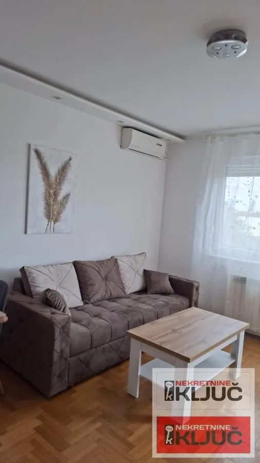 Rent, one bedroom apartment, 41m², Grbavica, Novi Sad Sve Podlokacije