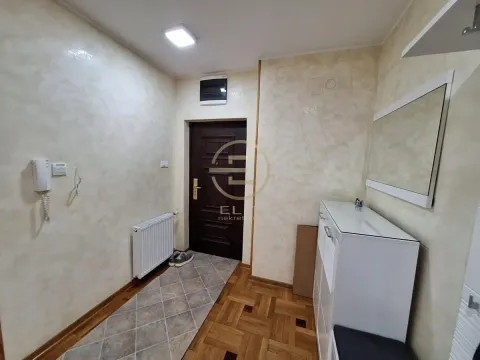 Izdavanje, četvorosoban stan, 102m², Bulevar patrijarha Pavla, Novi Sad Sve Podlokacije - image 27