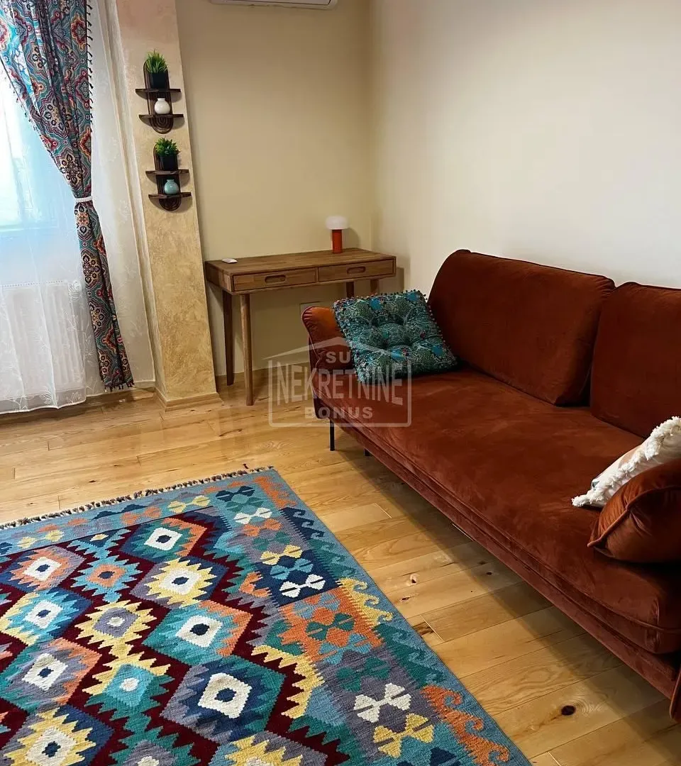 Prodaja, trosoban stan, 63m², Centar, Subotica