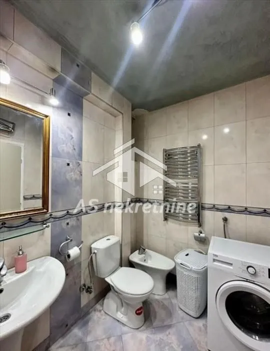 Rent, three bedroom apartment, 80m², Čubura, Beograd