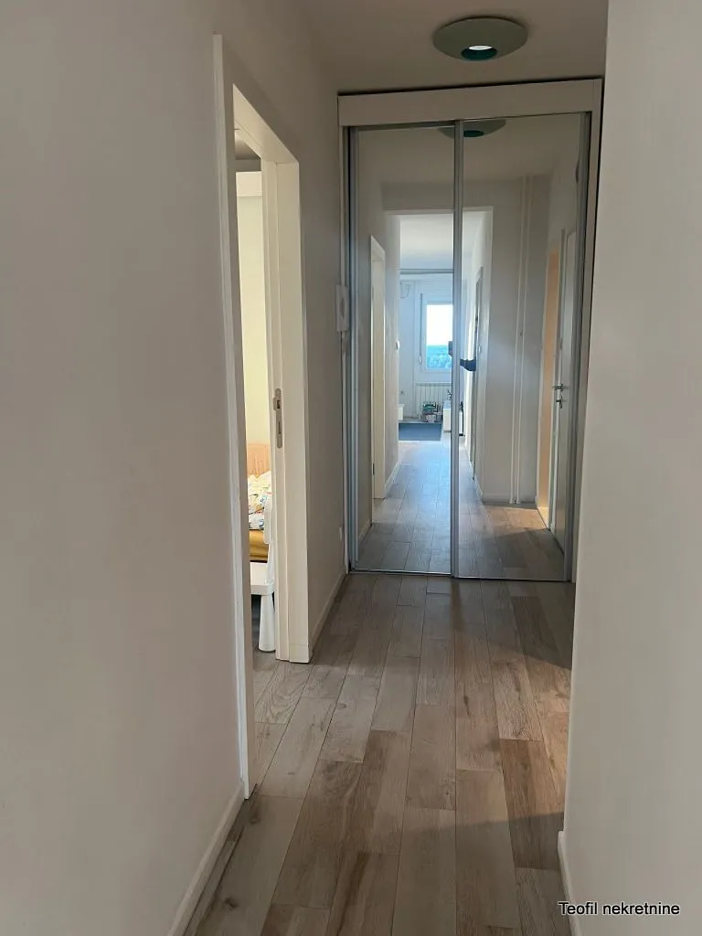 Sale, three bedroom apartment, 68m², Novi Beograd Blok 23, Novi Beograd Sve Podlokacije
