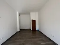 Izdavanje, poslovni prostor, 37m², Stari Aerodrom, Podgorica - image 2