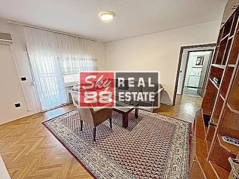 Izdavanje, četvorosoban stan, 115m², Savski Venac, Beograd - image 3