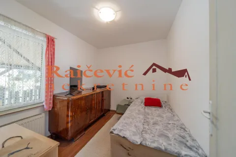 Sale, house, 260m², Resnik, Beograd - image 13