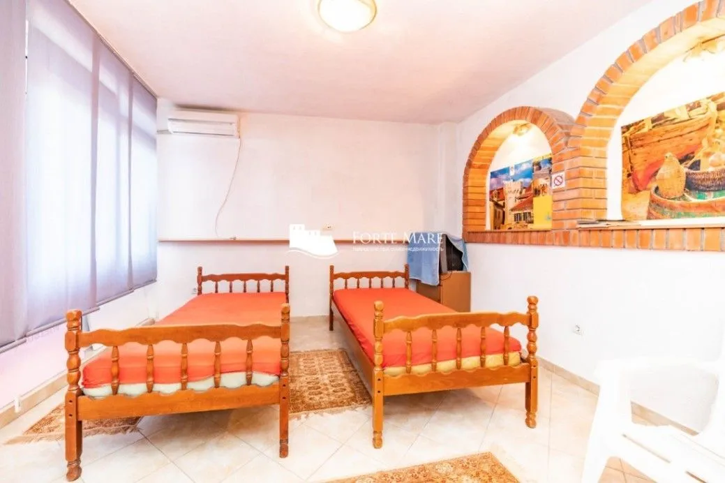 Prodaja, kuća, 150m², Srbina, Herceg Novi