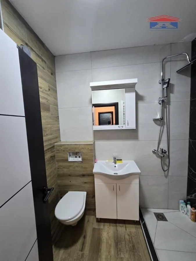 Izdavanje, dvosoban stan, 55m², Nova Detelinara, Novi Sad Sve Podlokacije