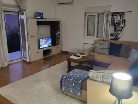 Rent, three bedroom apartment, 100m², Tivat, Crna Gora