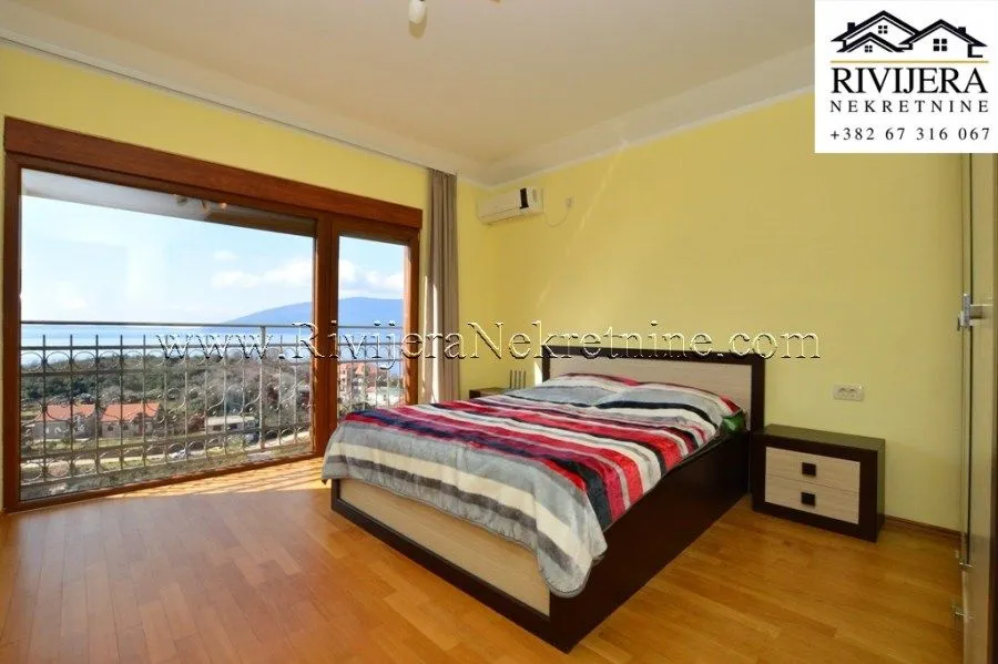 Prodaja, trosoban stan, 140m², Zelenika, Herceg Novi