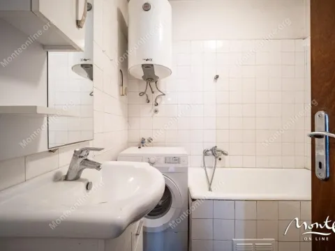 Prodaja, dvosoban stan, 64m², Risan, Kotor - image 22