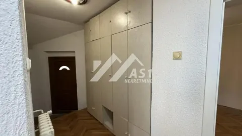 Rent, office space, 100m², Salajka, Novi Sad Sve Podlokacije - image 3