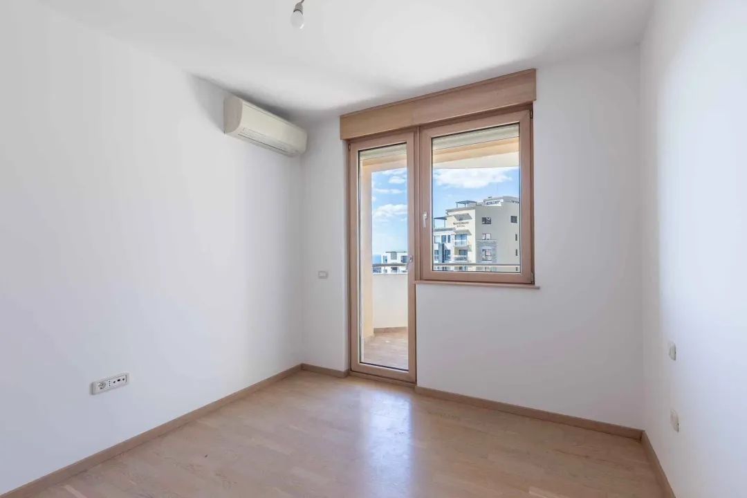 Sale, one bedroom apartment, 52m², Bečići, Budva