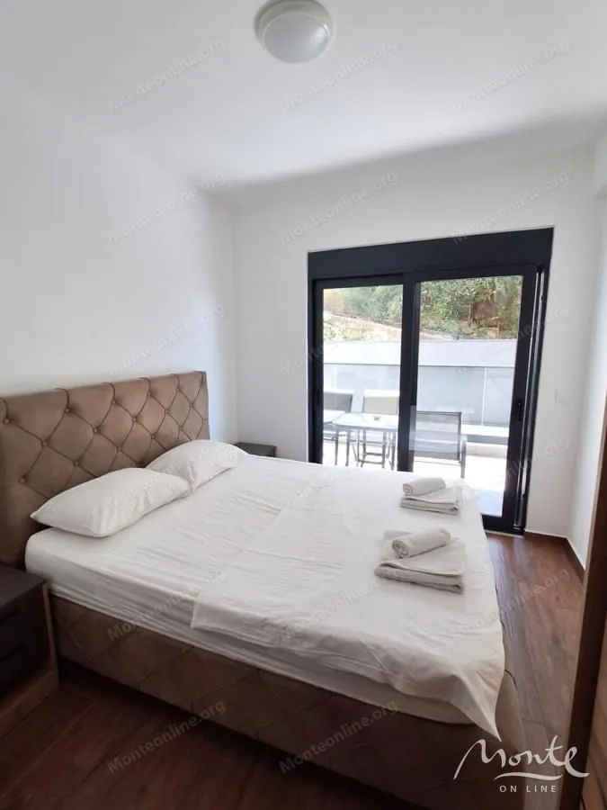 Sale, two bedroom apartment, 67m², Dobre Vode, Bar