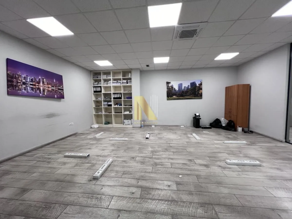 Rent, office space, 308m², Centar, Novi Sad