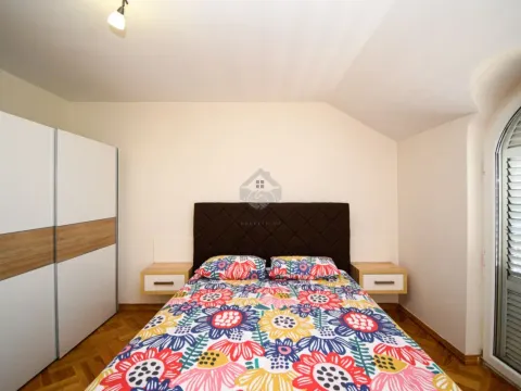 Rent, house, 200m², Gorica C, Podgorica - image 16