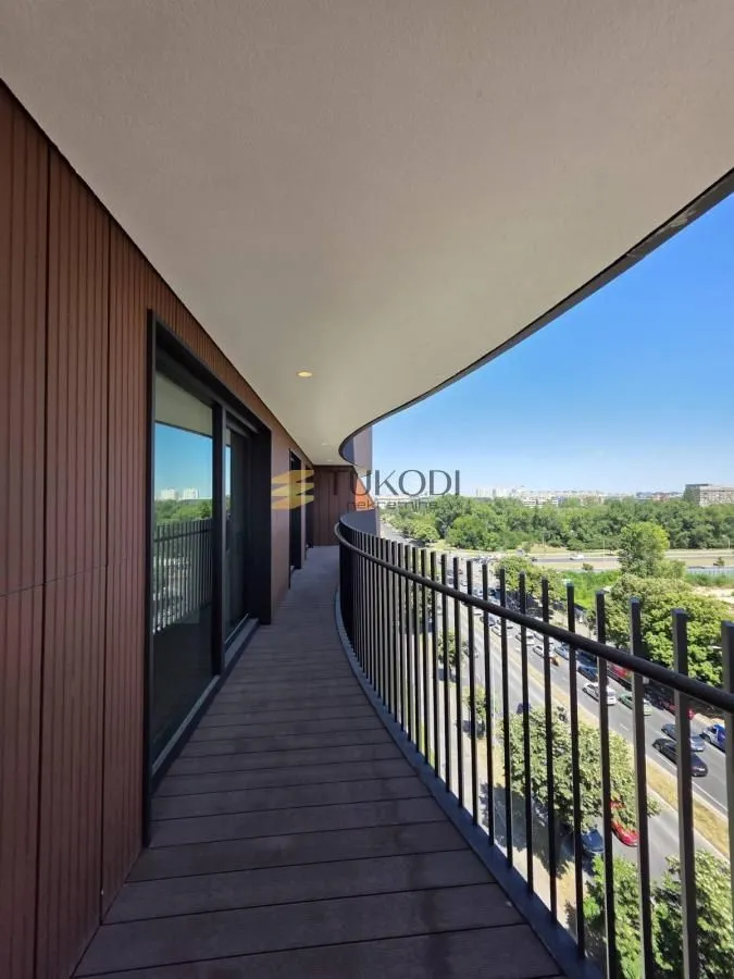 Prodaja, trosoban stan, 170m², Novi Beograd Blok 65, Novi Beograd Sve Podlokacije