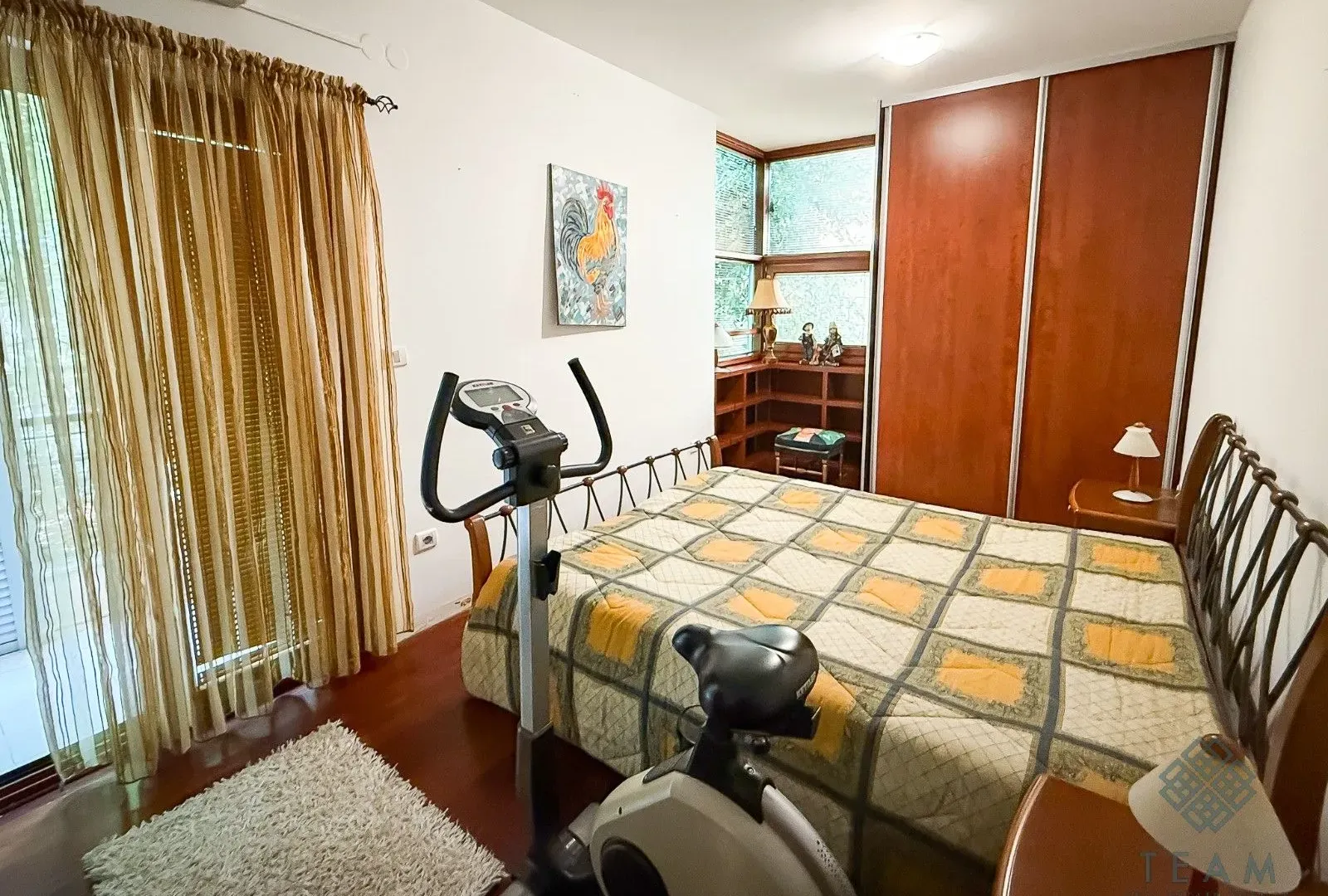 Izdavanje, trosoban stan, 100m², Gorica C, Podgorica