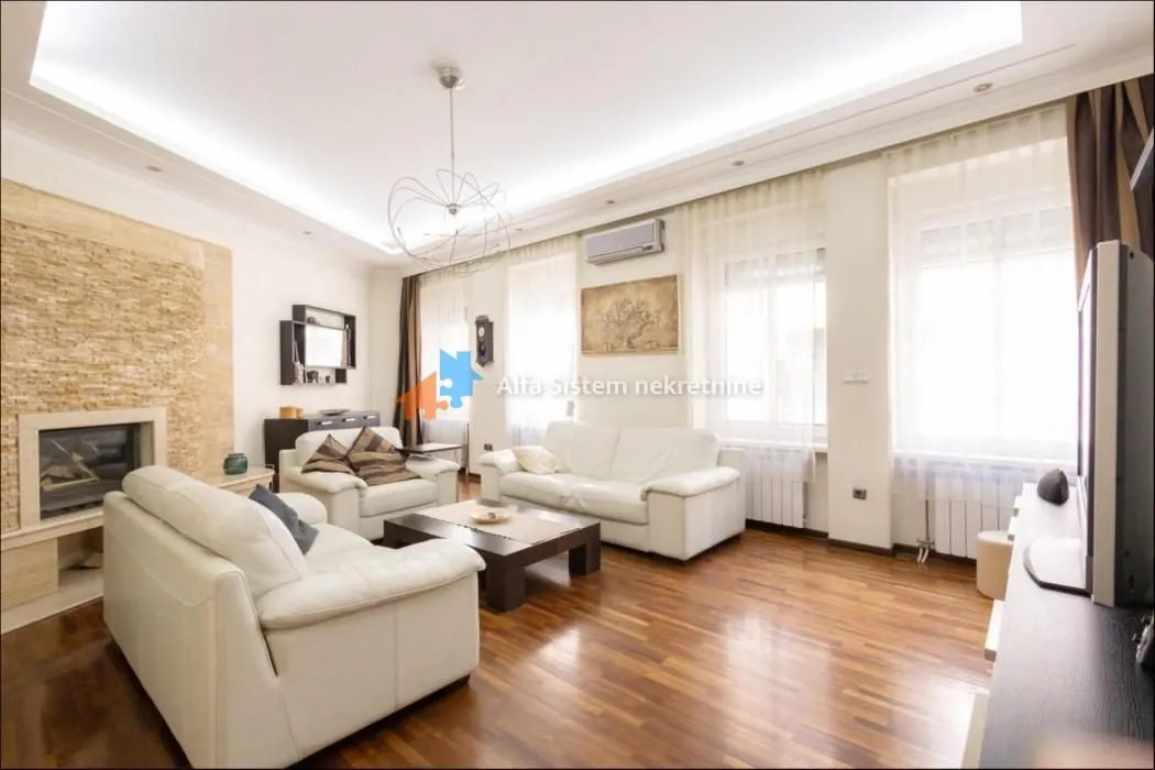 Rent, four bedroom apartment, 140m², Stari Grad, Beograd