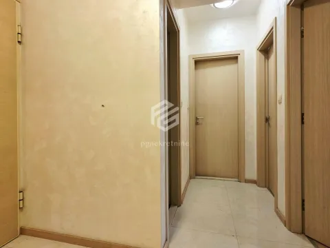 Sale, two bedroom apartment, 66m², City Kvart, Podgorica - image 12