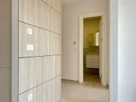Izdavanje, jednosoban stan, 52m², Centar, Tivat - image 6