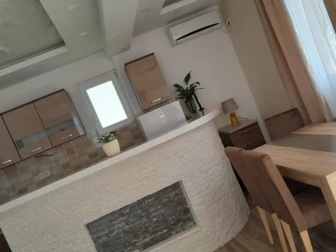 Rent, one bedroom apartment, 45m², Bijeli Do, Budva - image 4