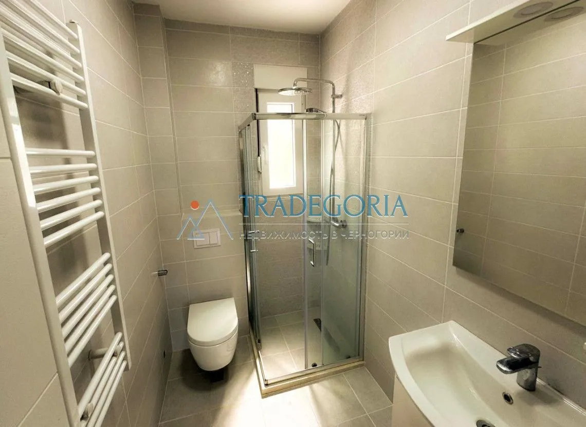 Prodaja, dvosoban stan, 71m², Tivat, Crna Gora