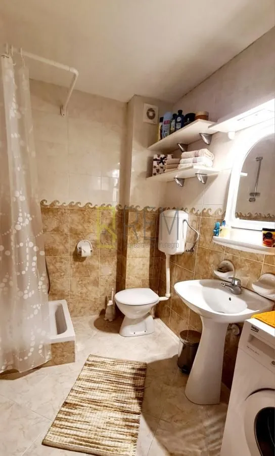 Sale, three bedroom apartment, 86m², Centar, Budva