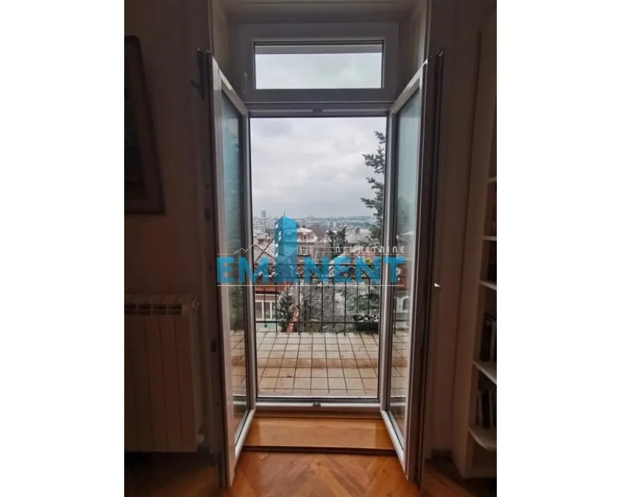 Izdavanje, četvorosoban stan, 143m², Neimar, Vračar Sve Podlokacije