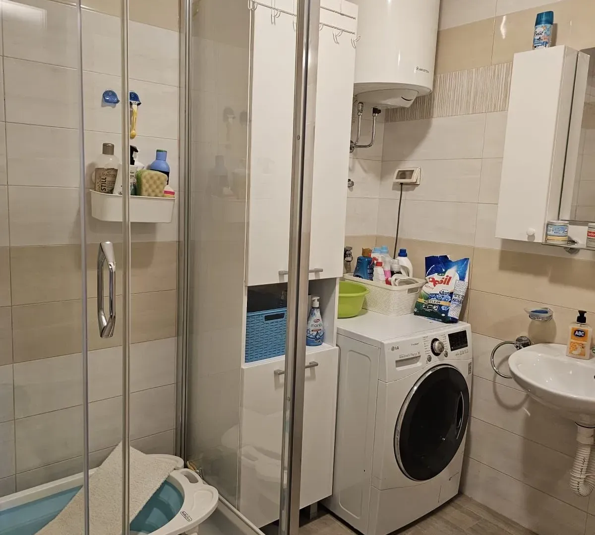 Prodaja, trosoban stan, 78m², Stari Aerodrom, Podgorica
