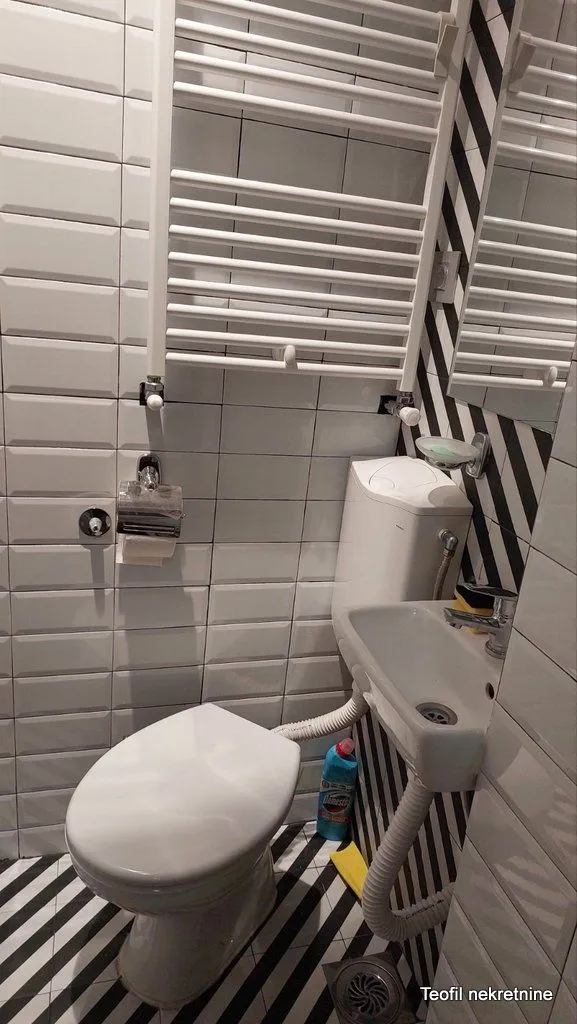 Izdavanje, garsonjera, 22m², Slavija, Vračar Sve Podlokacije