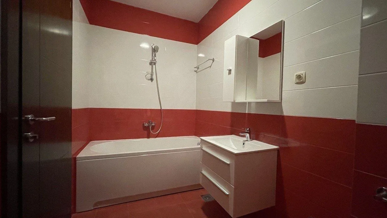 Prodaja, stan, 120m², Kamenovo, Budva
