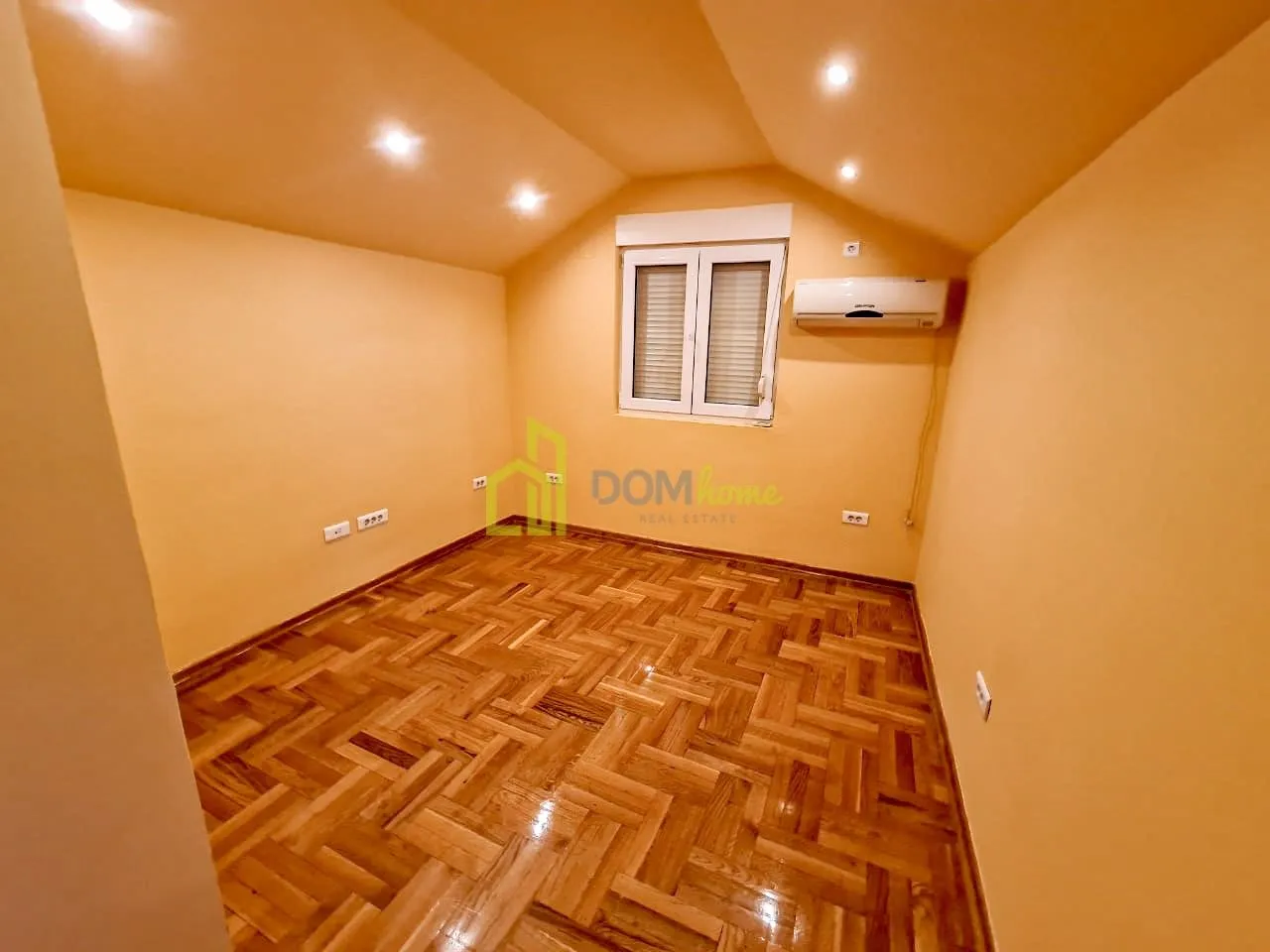Izdavanje, trosoban stan, 100m², Zagorič, Podgorica