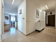 Izdavanje, trosoban stan, 103m², Maslinjak, Budva - image 9