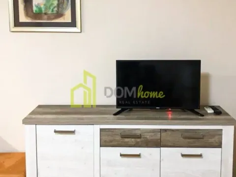 Rent, studio apartment, 33m², City Kvart, Podgorica - image 2