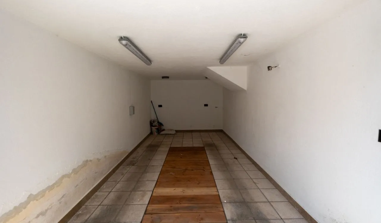 Rent, house, 280m², Stari Aerodrom, Podgorica