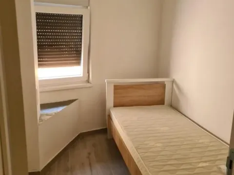 Izdavanje, dvosoban stan, 40m², Savski Venac, Beograd - image 3