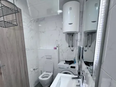 Izdavanje, jednosoban stan, 53m², Master Kvart, Podgorica - image 7