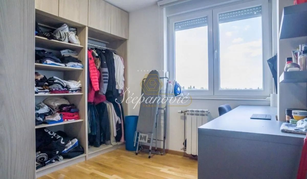 Sale, four bedroom apartment, 113m², Bulevar patrijarha Pavla, Novi Sad Sve Podlokacije