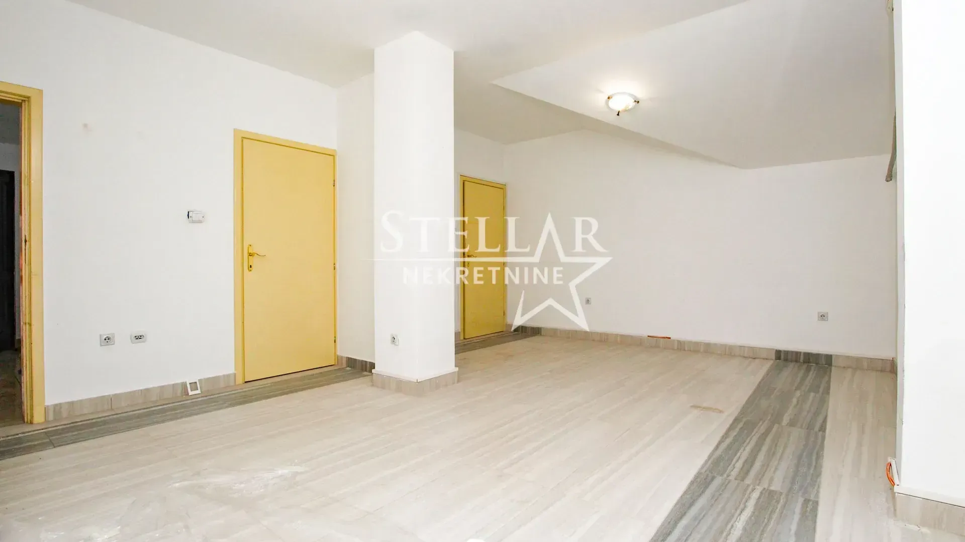 Rent, office space, 120m², Stari Aerodrom, Podgorica