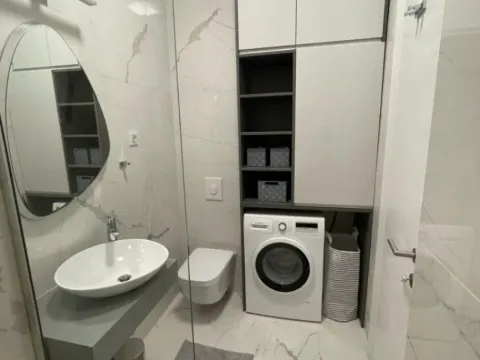 Izdavanje, jednosoban stan, 40m², Blok 9, Podgorica - image 8