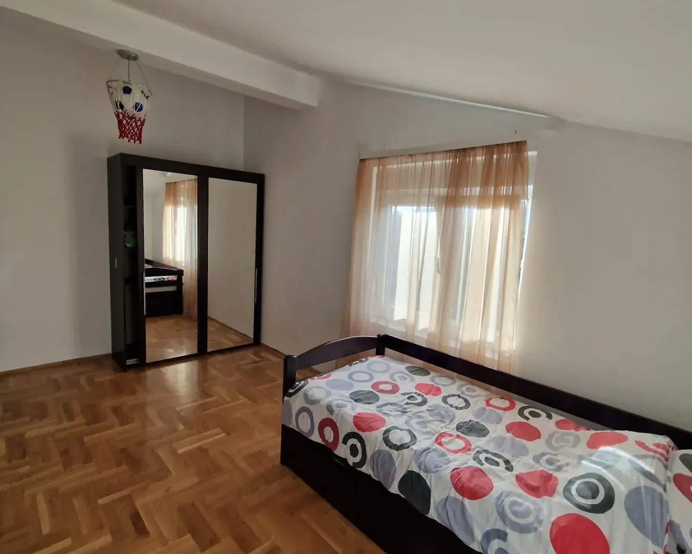 Rent, two bedroom apartment, 115m², Tološi, Podgorica