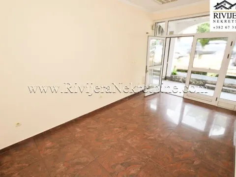 Sale, office space, 41m², Savina, Herceg Novi