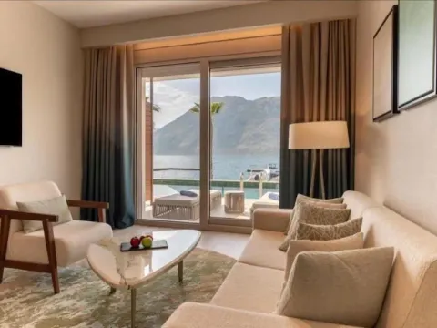 Sale, three bedroom apartment, 108m², Stoliv, Kotor - image 3