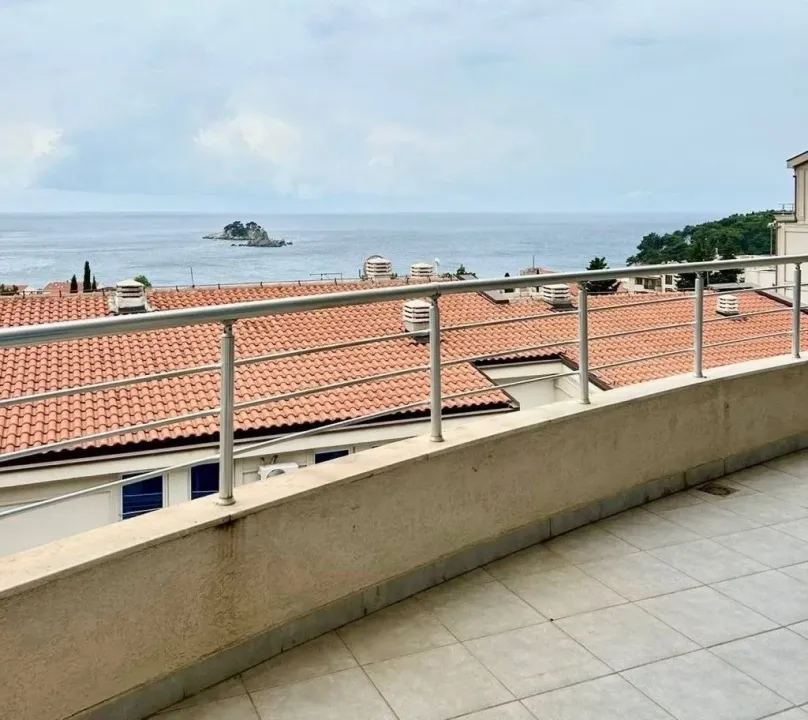 Sale, one bedroom apartment, 85m², Petrovac, Budva