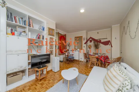Prodaja, dvosoban stan, 62m², Savski Venac, Beograd - image 2