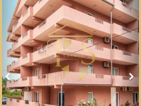 Izdavanje, jednosoban stan, 84m², Bonići, Tivat - image 12