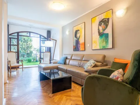 Izdavanje, trosoban stan, 120m², Podgorica, Crna Gora - image 3