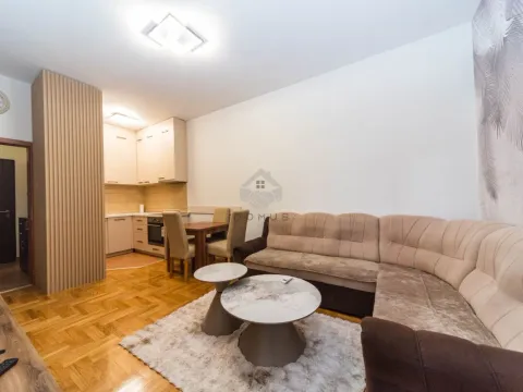 Izdavanje, jednosoban stan, 45m², Pobrežje, Podgorica - image 3