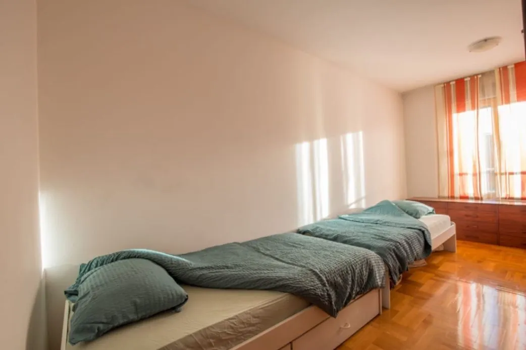 Izdavanje, dvosoban stan, 67m², Preko Morače, Podgorica
